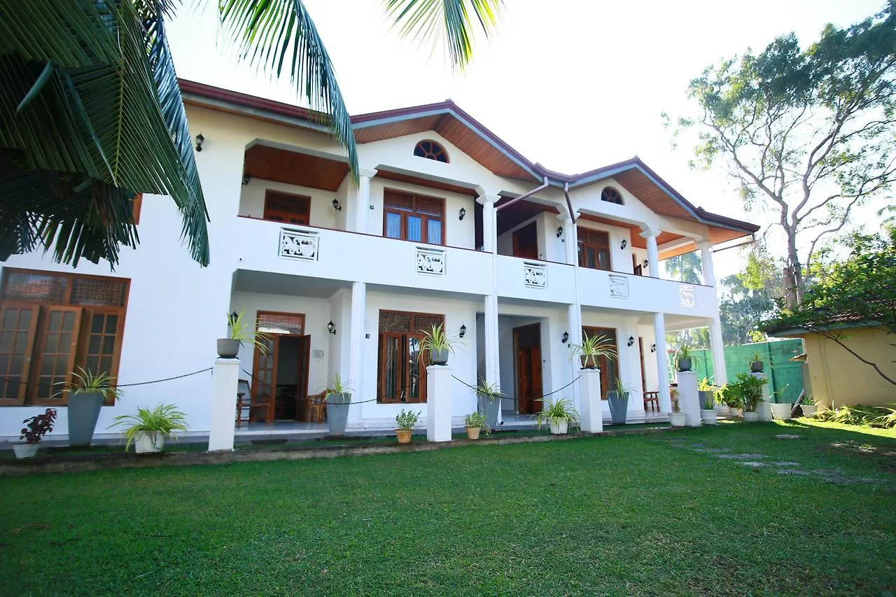 Vijai Resort 尼甘布