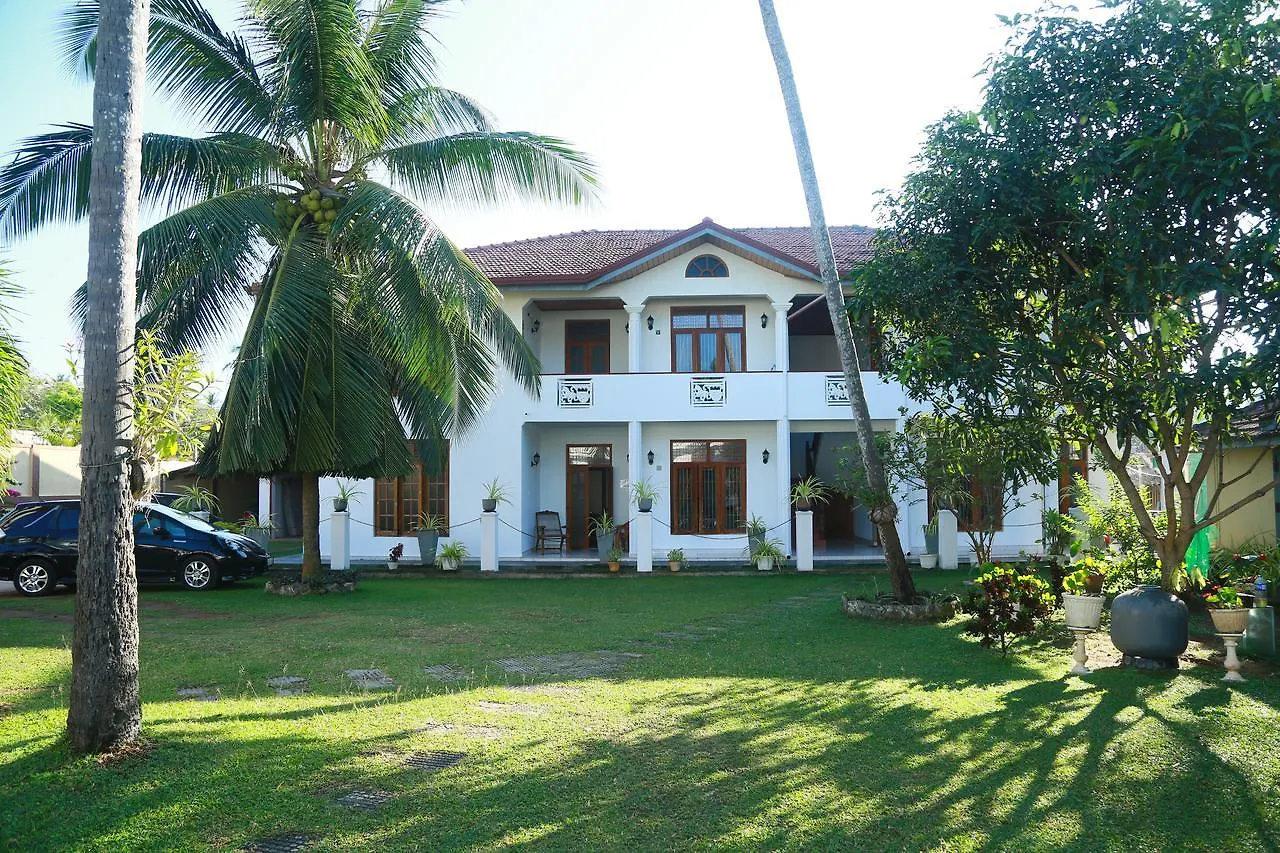 Vijai Resort 尼甘布