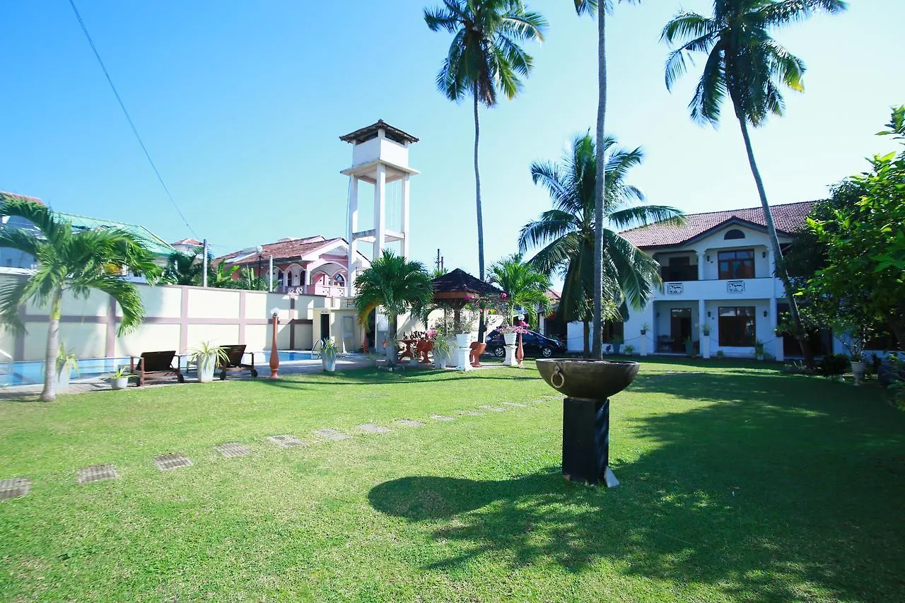 Vijai Resort 尼甘布