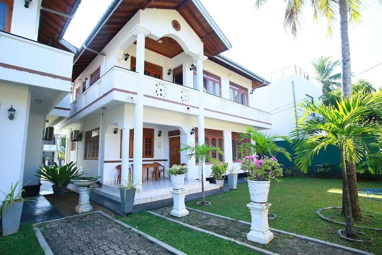 Vijai Resort 尼甘布