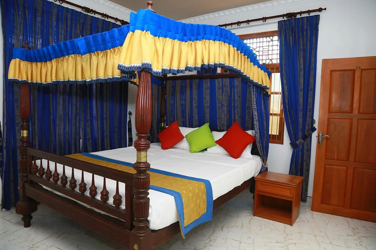 Vijai Resort 尼甘布