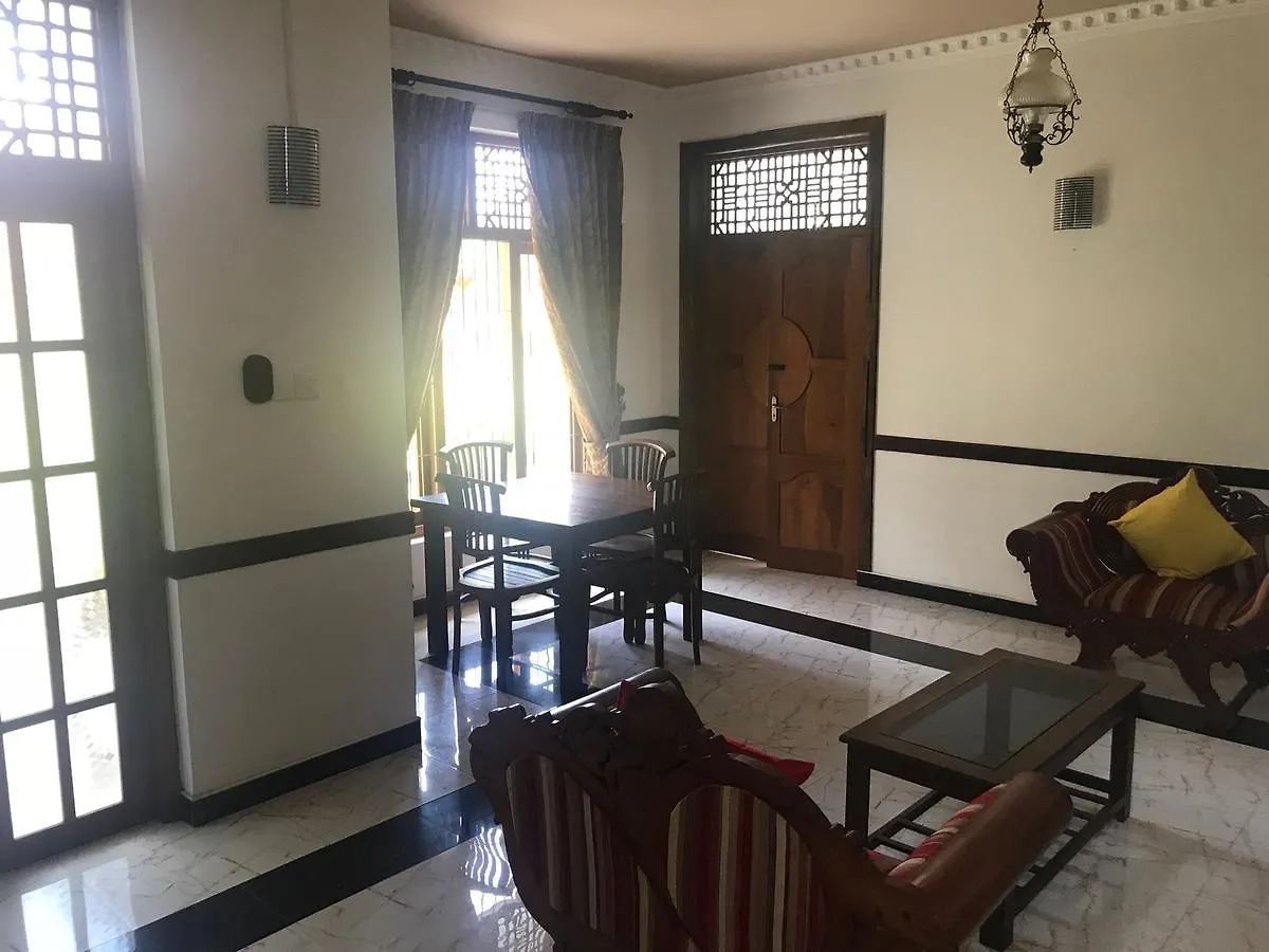 Vijai Resort 尼甘布